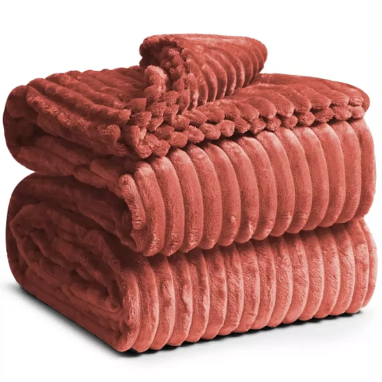 Pătură cu dungi cu design modern